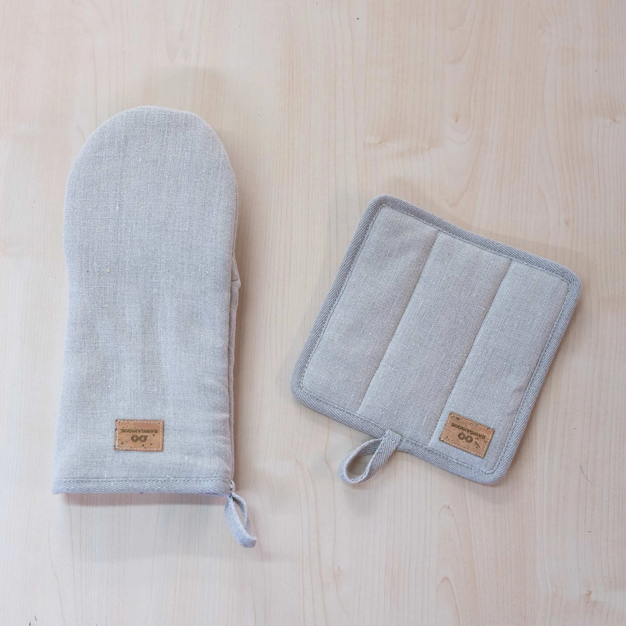 EPICUREAN Organic Linen Pot Holder | Oven Mitt (100% Organic Cotton Fill) (OC Thread, No Polyester, No Fire Retardants, No Plastic, No Synthetics) (100% Biodegradable)